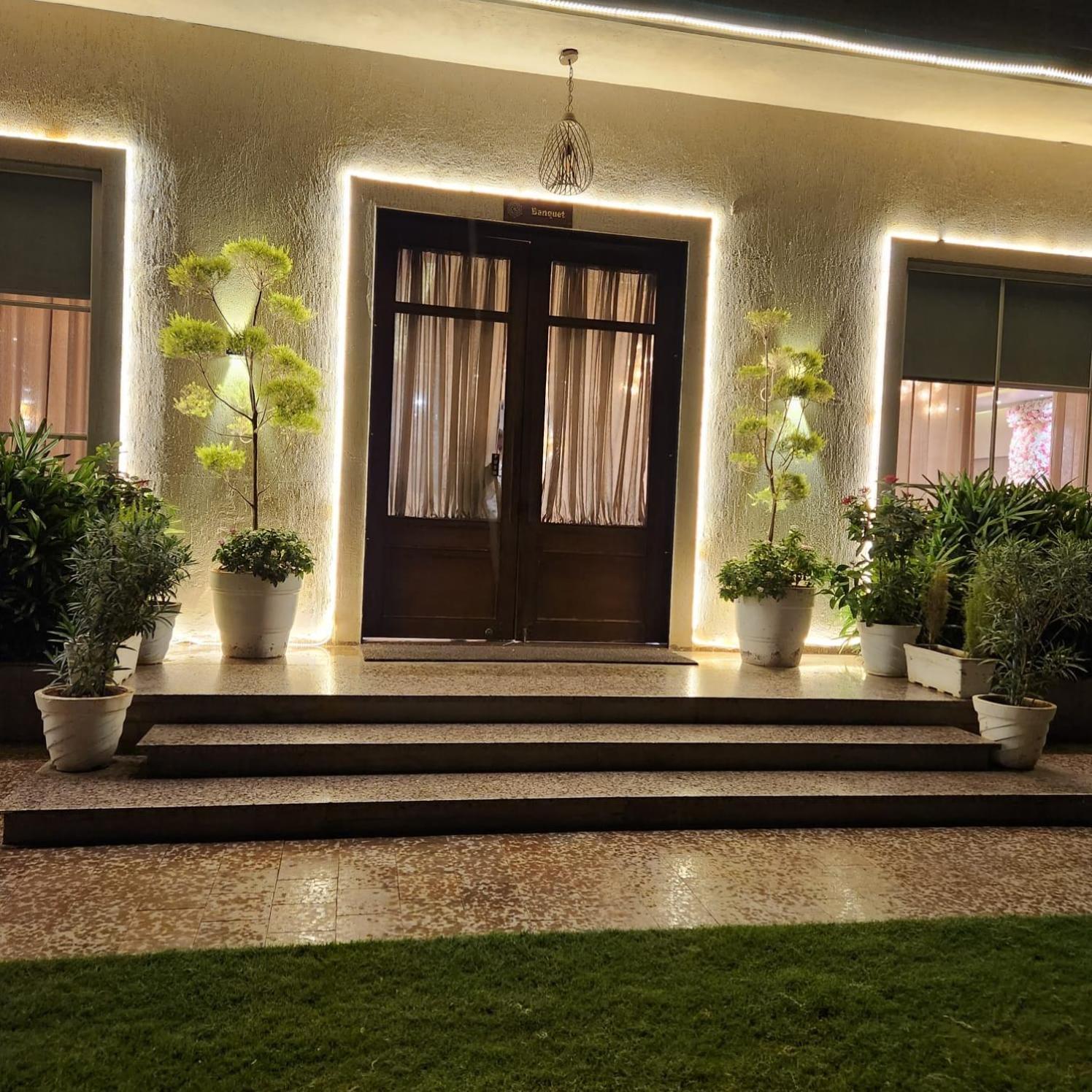Alwar Vanyaevilas المظهر الخارجي الصورة